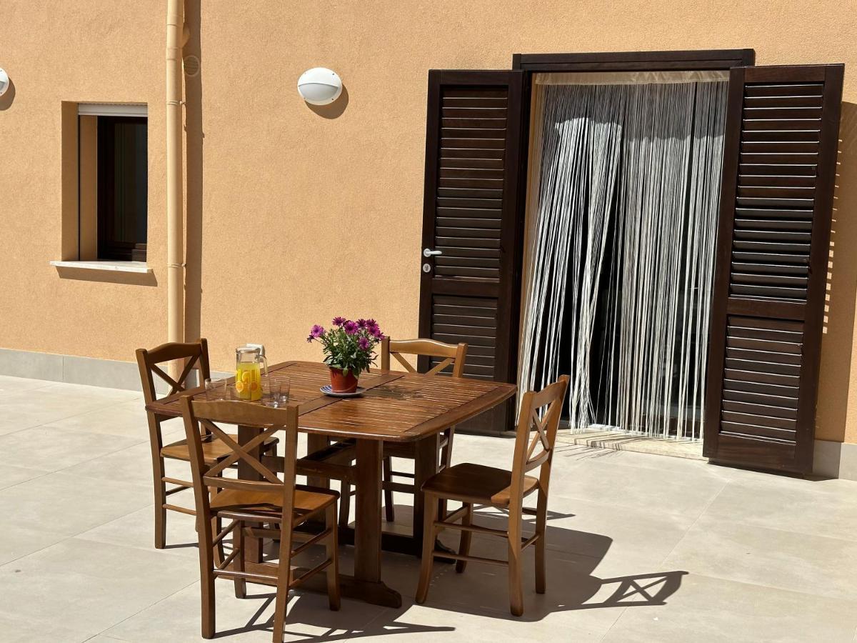 Villa Fiorenza - 100 Mt Dal Mare Castellammare del Golfo Exteriör bild